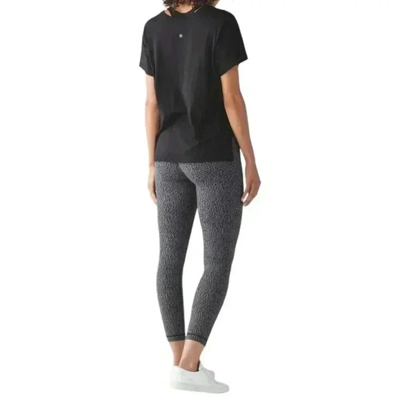 Lululemon High Times Pant Digi Pixie Black Pitch Grey 7/8 Length Women's size 6 - Picture 3 of 11